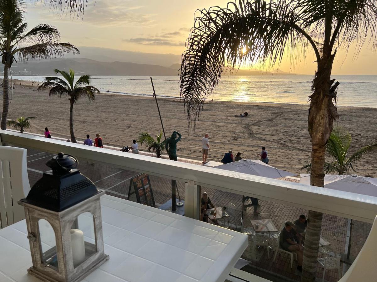 Beach And Sunset Las Palmas de Gran Canaria Exterior photo